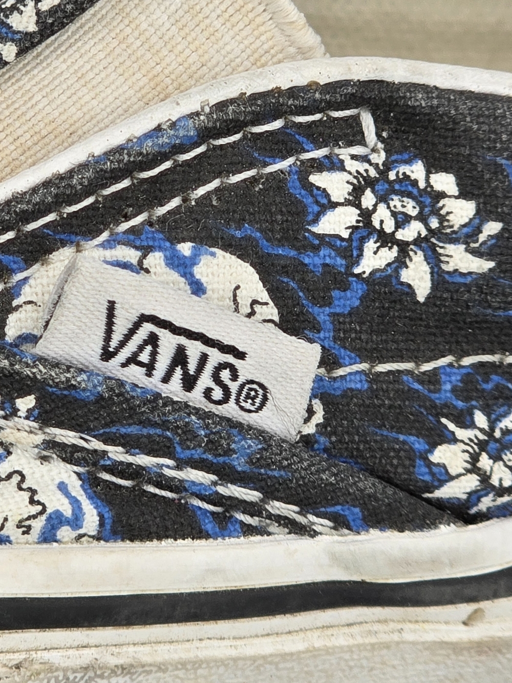 Vans Black Blue Skull Floral Classic Slip-On Skate Shoes - Picture 12 of 12